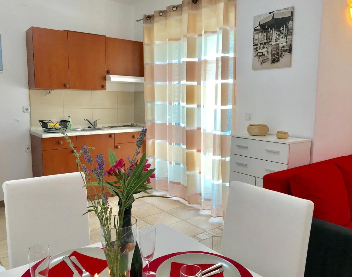 Apartment Pepa Starigrad Paklenica Bagian luar foto
